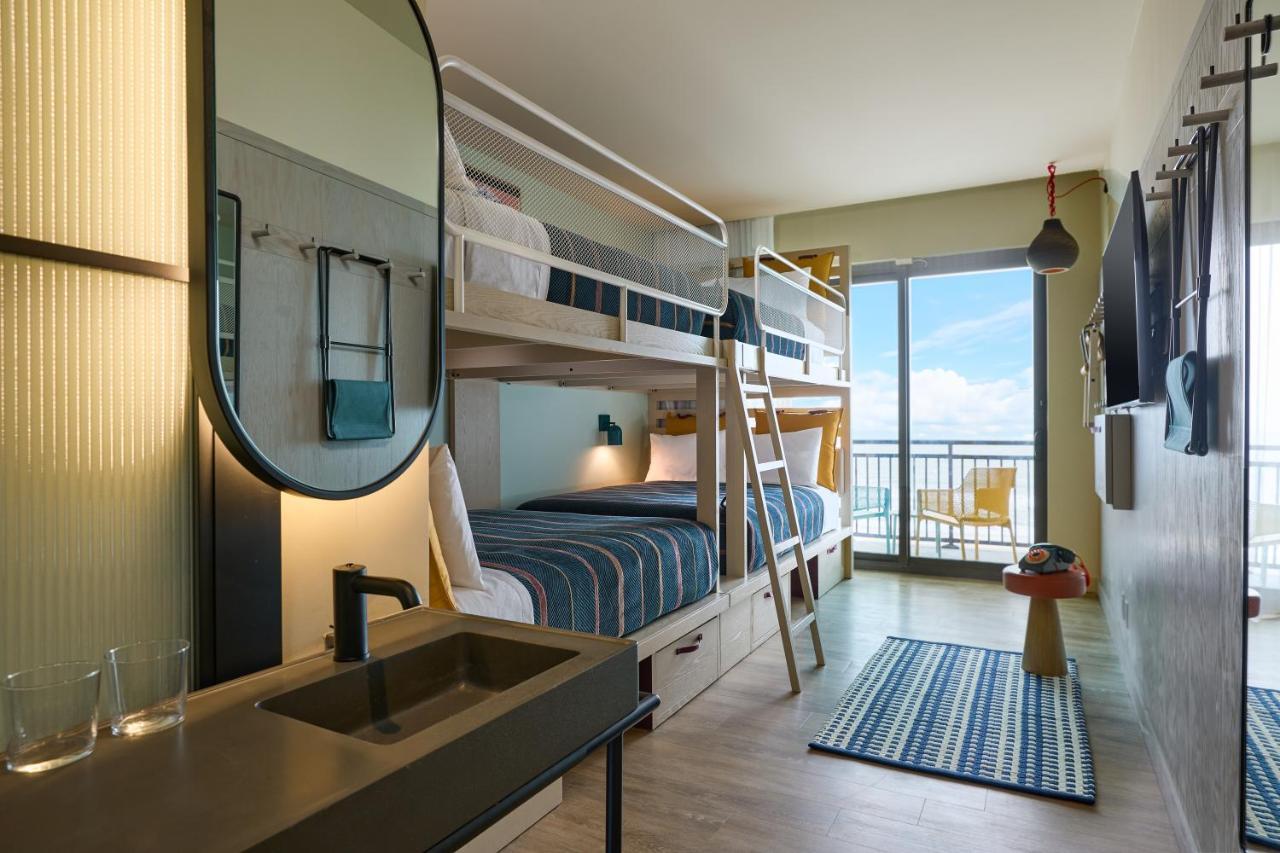 Moxy Virginia Beach Oceanfront Exteriör bild